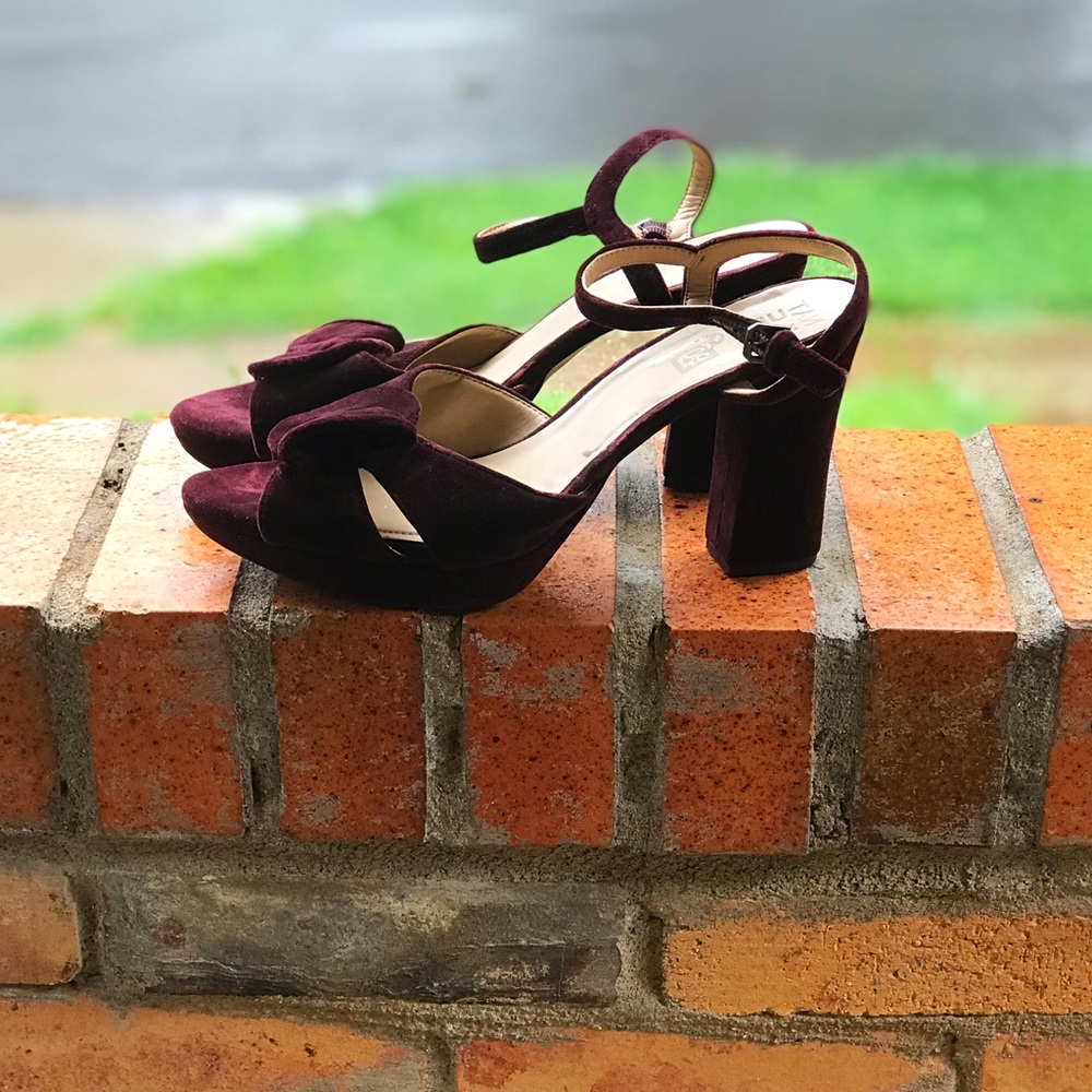 Fashionable Thick heeled High heel shoes (9 W)